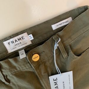 NWT Frame Denim Straight Leg Jeans